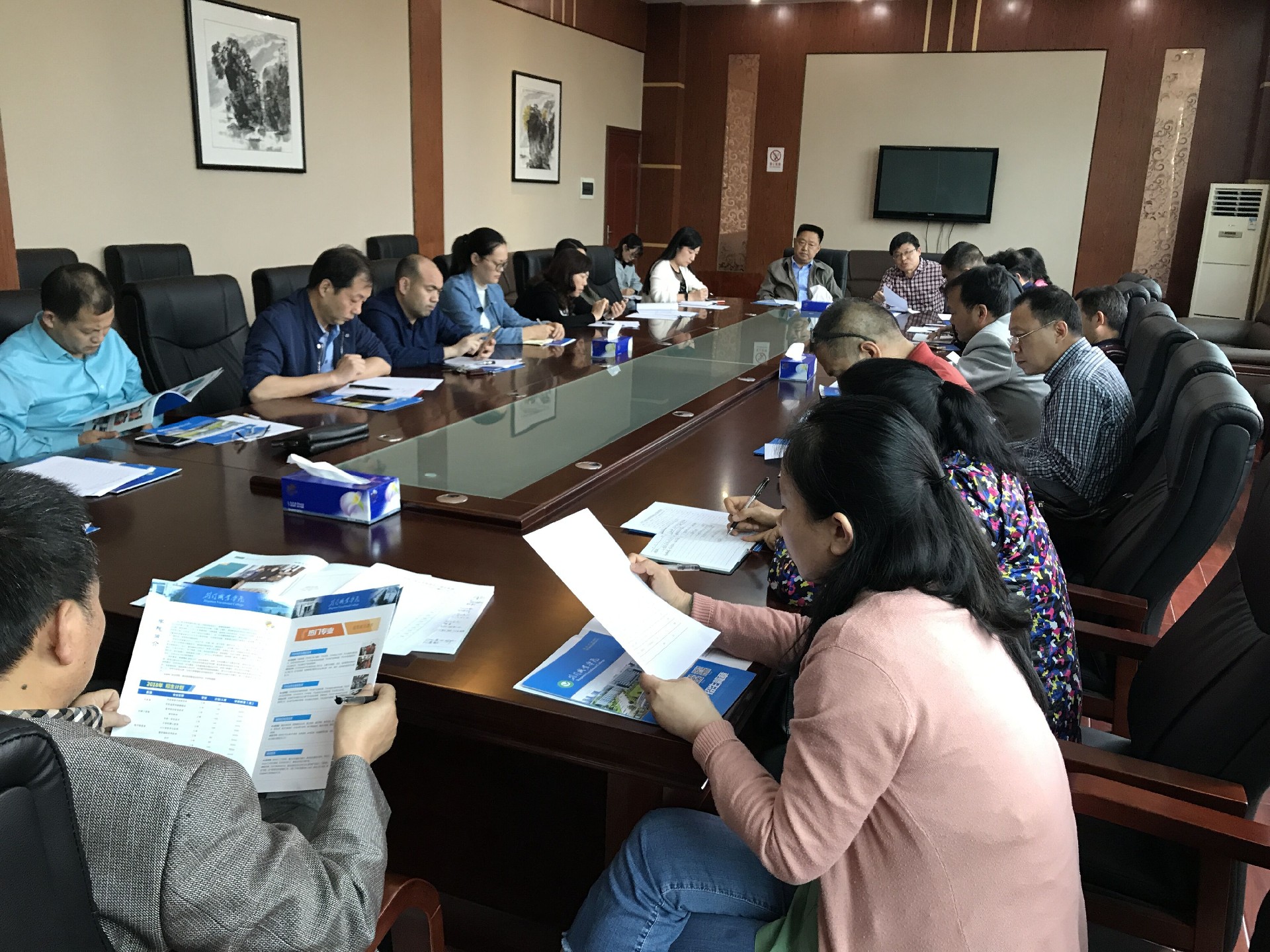 荊門職業(yè)學(xué)院召開對(duì)口升學(xué)三科招生專題會(huì)議