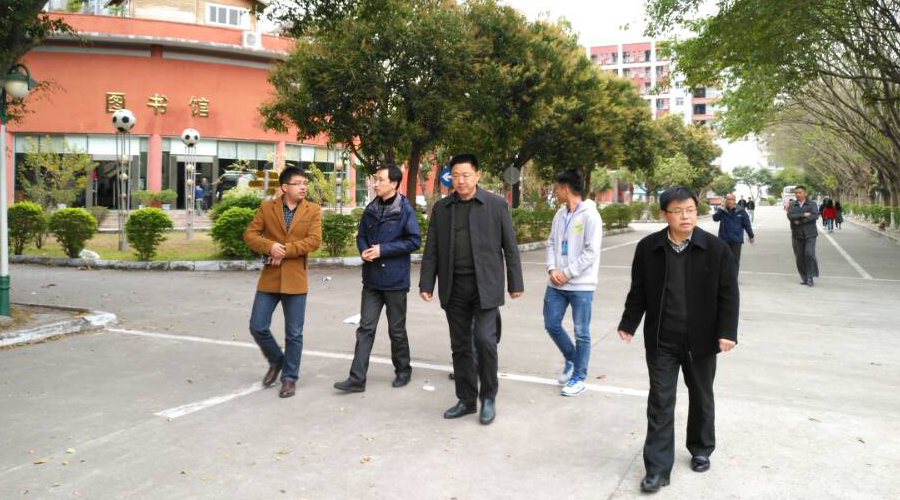 陳宏院長率隊(duì)考察廣東工程技術(shù)職業(yè)學(xué)院