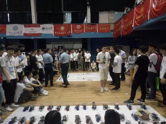 【喜訊】我校在中國(guó)工程機(jī)器人大賽中喜獲佳績(jī)