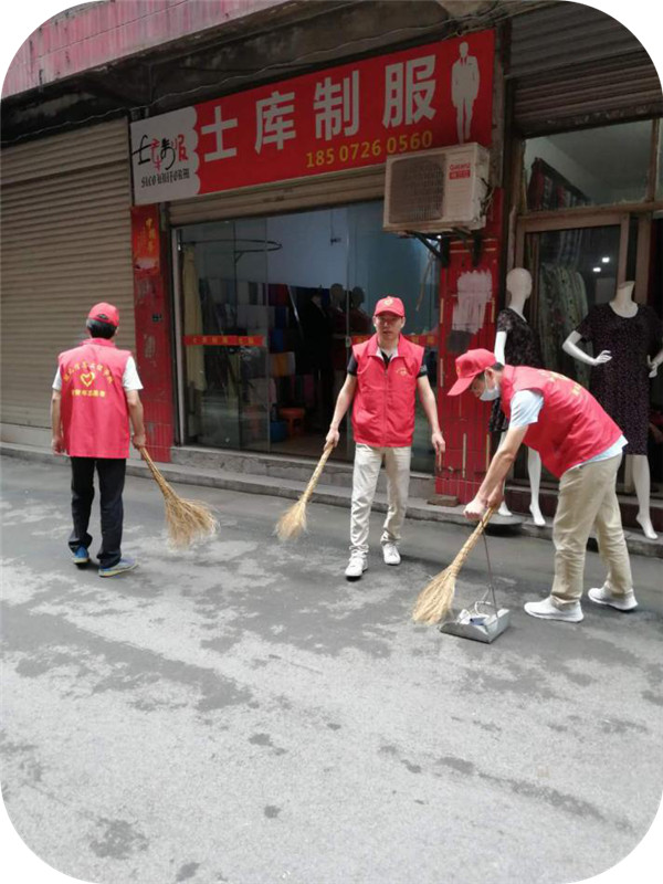 助力包聯(lián)社區(qū)創(chuàng)城 潔城我們?cè)谛袆?dòng)