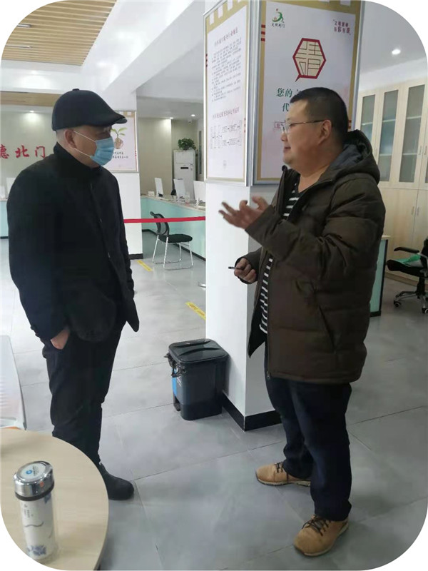 副院長(zhǎng)王勇下沉北門社區(qū)和軍馬場(chǎng)社區(qū)