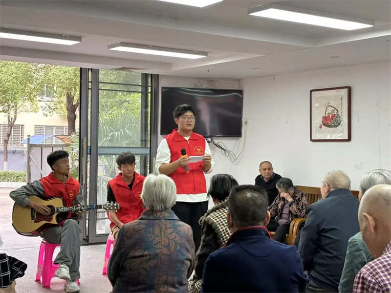 九九重陽，敬老情長——醫(yī)學(xué)院赴荊門市社會福利院開展重陽節(jié)活動