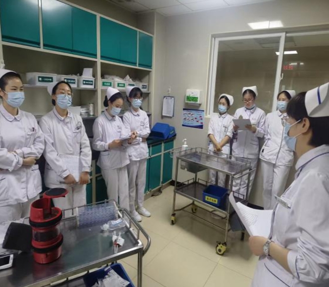 以行求知 以知促長(zhǎng) ——荊門(mén)職業(yè)學(xué)院醫(yī)學(xué)院護(hù)理專(zhuān)業(yè)開(kāi)展臨床見(jiàn)習(xí)活動(dòng)