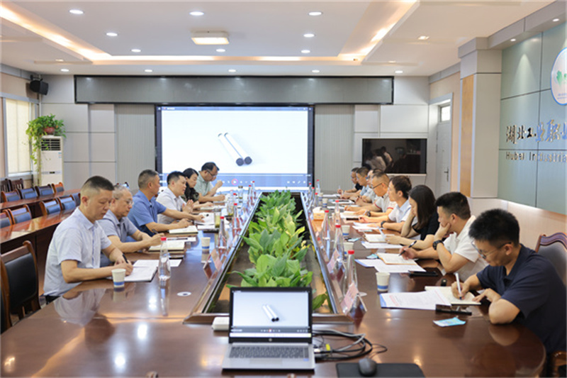 校長李立一行赴湖北工業(yè)職業(yè)技術學院、襄陽職業(yè)技術學院 考察交流